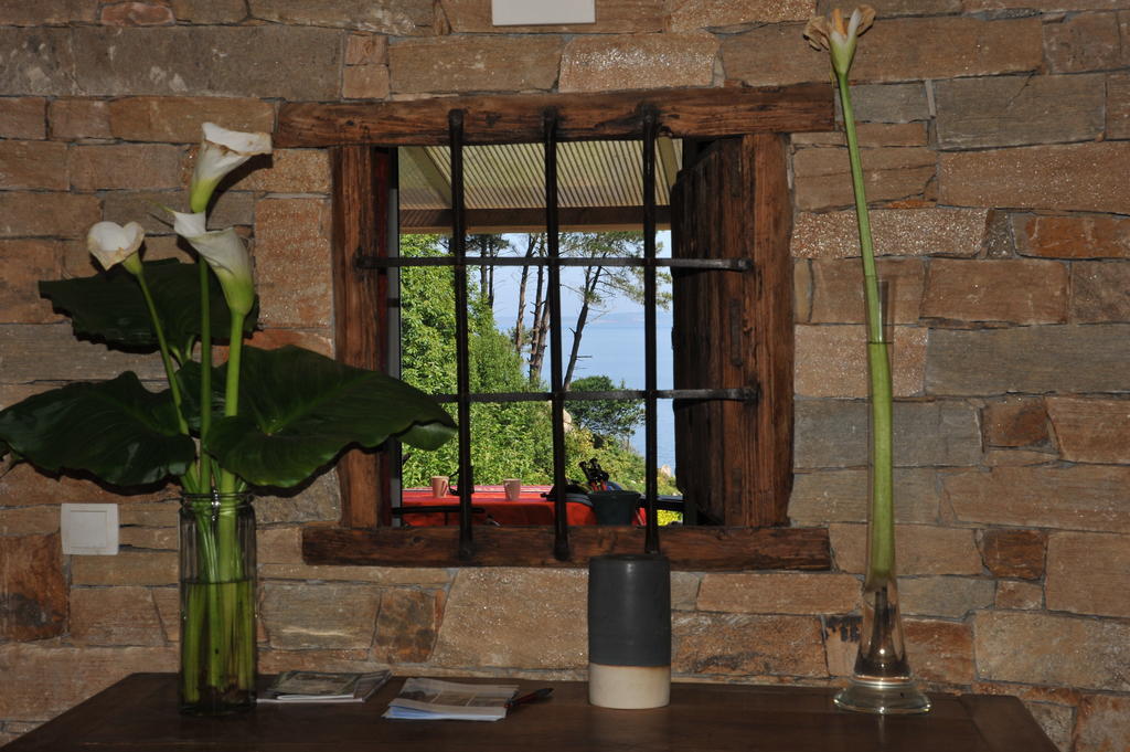 Bed and Breakfast Les Fous De Bassans Poullan-sur-Mer Exteriér fotografie