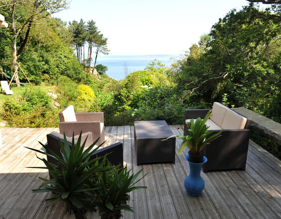 Bed and Breakfast Les Fous De Bassans Poullan-sur-Mer Exteriér fotografie