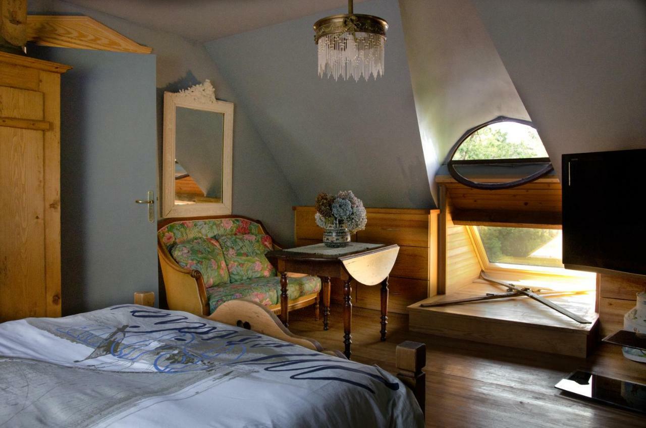 Bed and Breakfast Les Fous De Bassans Poullan-sur-Mer Exteriér fotografie