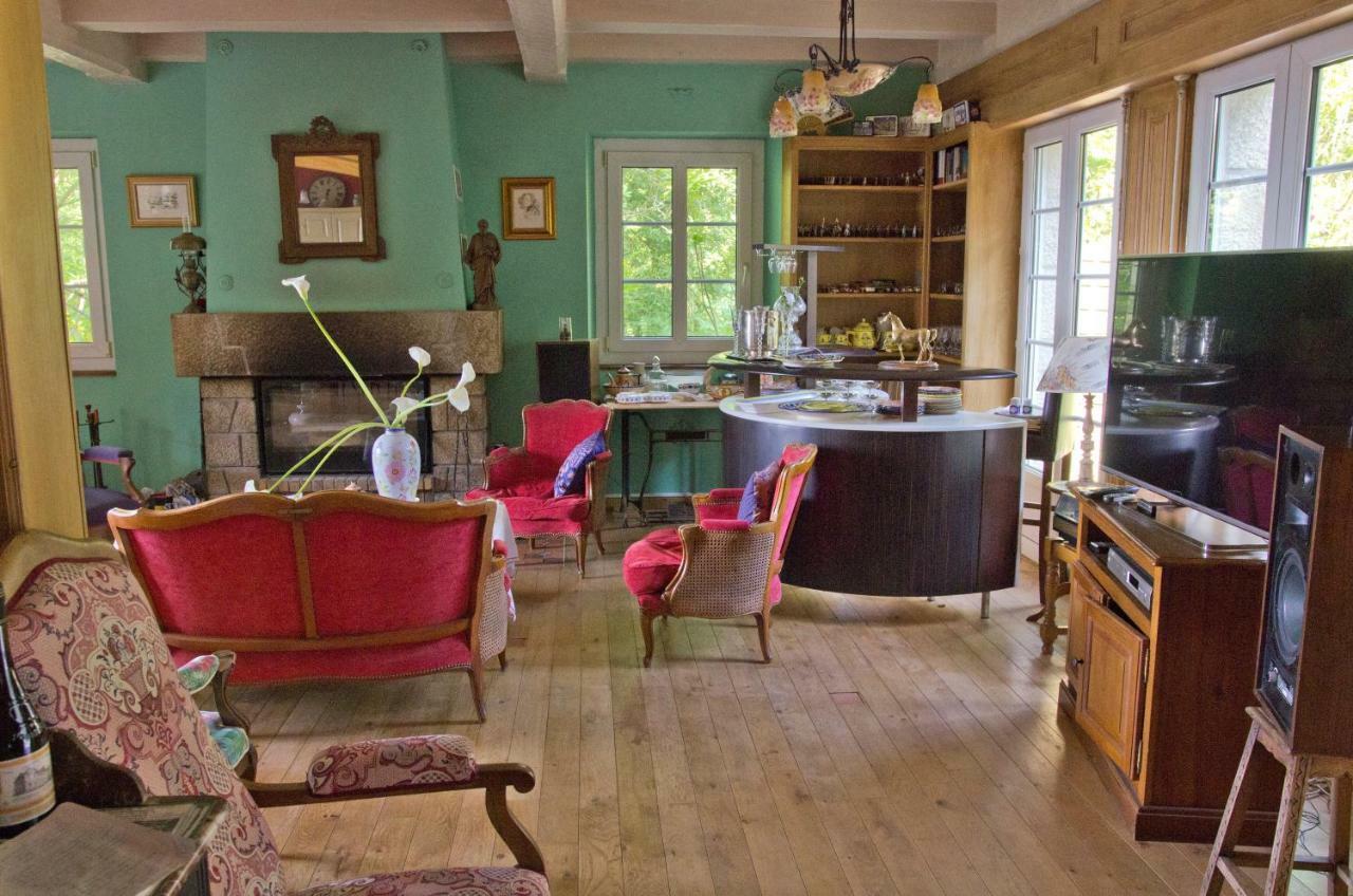 Bed and Breakfast Les Fous De Bassans Poullan-sur-Mer Exteriér fotografie